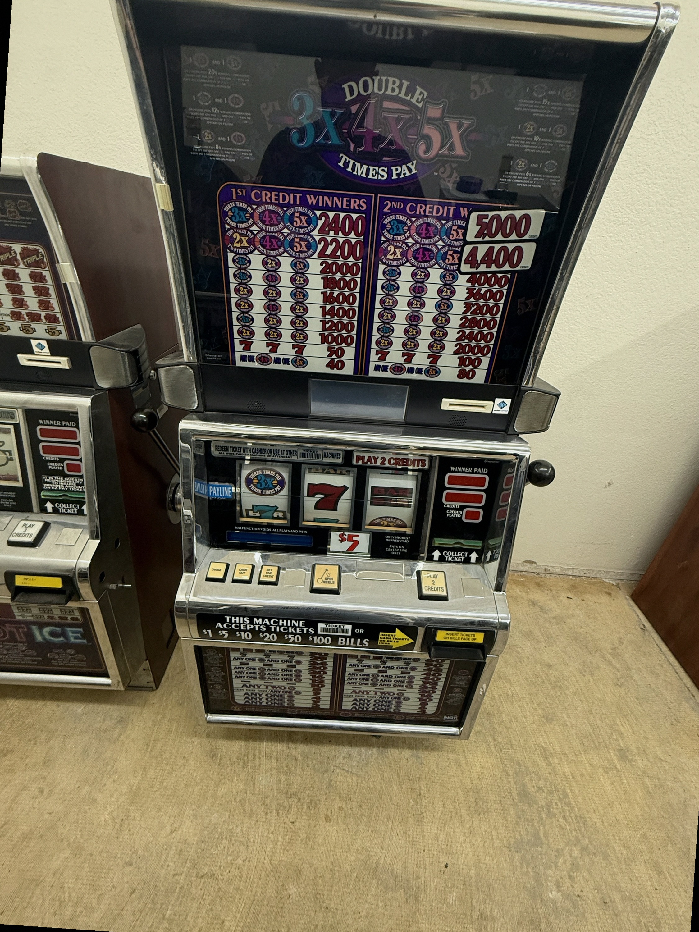 IGT S2000 Reel Spinner Double 3x4x5x Times Pay